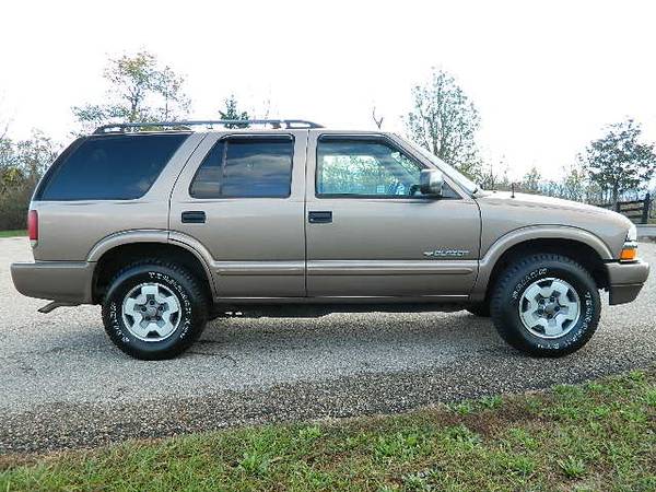 2004 CHEVROLET BLAZER 4X4 LOW MILES - cars & trucks - by dealer -... for sale in Staunton, PA – photo 6