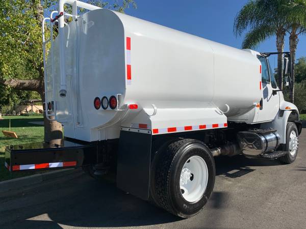 2011 INTERNATIONAL 2500 GALLON WATER TRUCK JUST BUILT $25,500 - cars... for sale in Patton, CA – photo 6