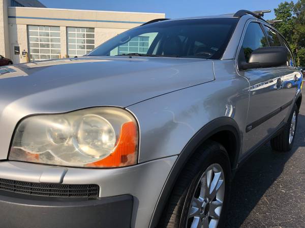 3rd Row! 2004 Volvo XC90! AWD! One Owner! Loaded! for sale in Ortonville, OH – photo 9