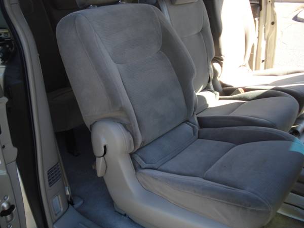2004 TOYOTA SIENNA LE, MINI-VAN. for sale in colo springs, CO – photo 8