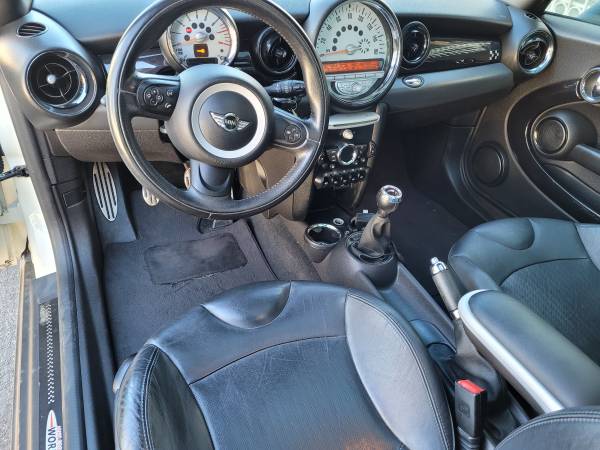 2009 Mini John Cooper Works JCW 211hp 6 Speed Manual White Gas Saver for sale in Los Angeles, CA – photo 13