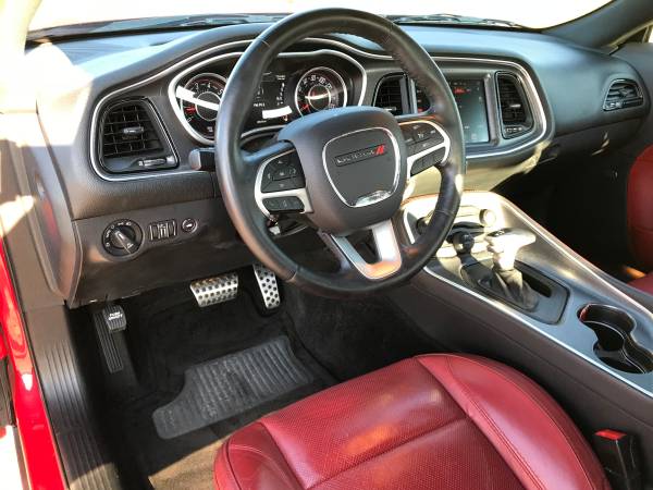 2015 DODGE CHALLENGER R/T PLUS * LOW MILES * CLEAN TITLE for sale in Commerce, GA – photo 8