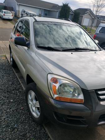 Clean 2006 Kia Sportage SUV - cars & trucks - by owner - vehicle... for sale in lebanon, OR – photo 2
