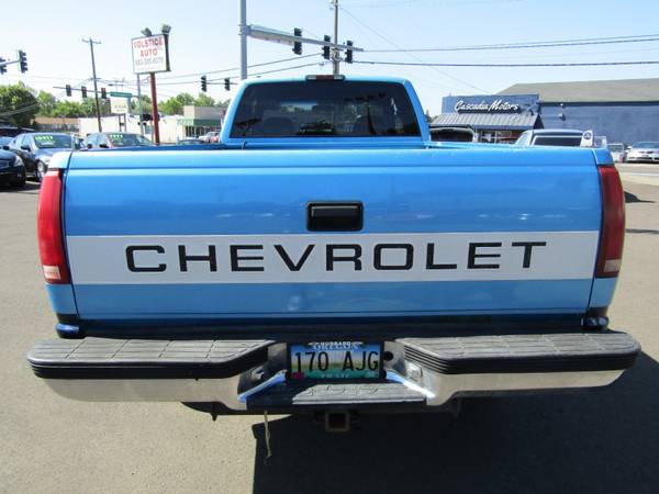 1995 Chevrolet C/K 2500 HD Ext Cab 4X4 *BLUE* DIESEL 6.5 TURBO WOW... for sale in Milwaukie, OR – photo 8