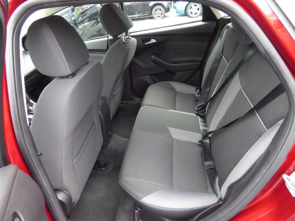 2014 Ford Focus SE 4dr Hatchback (3 MONTH WARRANTY) for sale in 25280 PLEASANT VALLEY ROAD CHANTILLY, District Of Columbia – photo 11