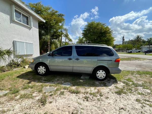 2000 Toyota sienna for sale in Fort Myers, FL – photo 8