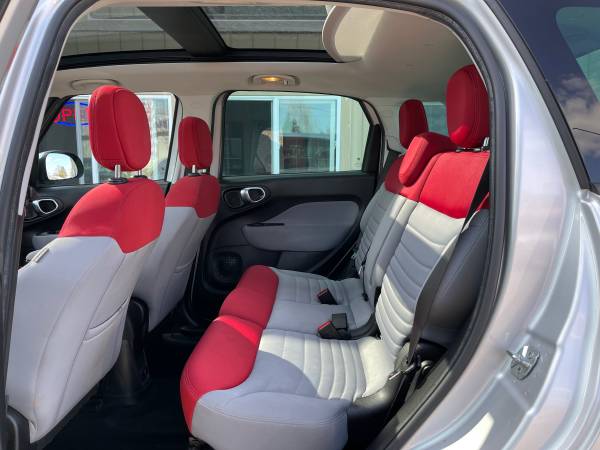 2014 Fiat 500L Easy Hatchback 1 4L Inline4 Clean Title Pristine for sale in Vancouver, OR – photo 11