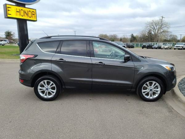 2018 Ford Escape SE AWD 4dr SUV - - by dealer for sale in Faribault, IA – photo 9