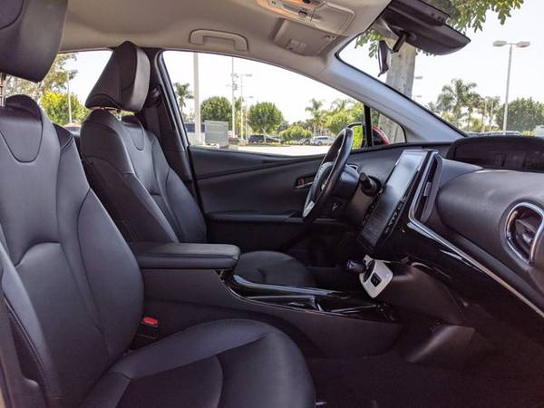 2017 Toyota Prius Prime Premium SKU: H3065158 Hatchback - cars & for sale in Irvine, CA – photo 20