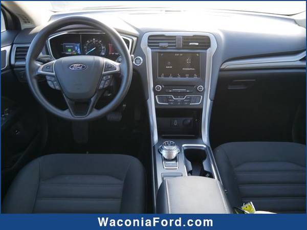 2018 Ford Fusion Hybrid SE - - by dealer - vehicle for sale in Waconia, MN – photo 13
