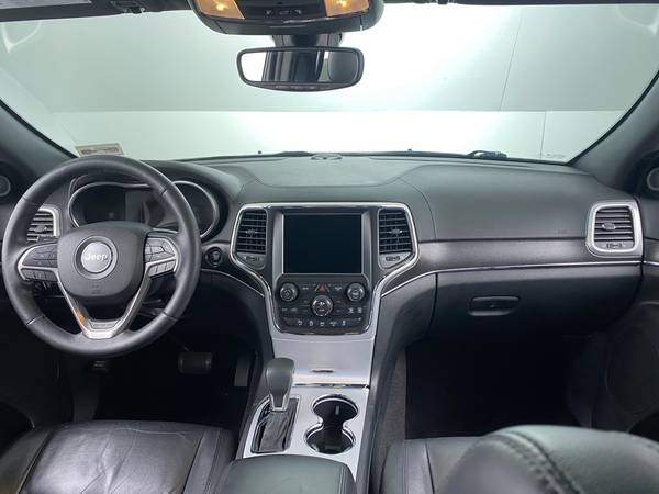 2018 Jeep Grand Cherokee Limited Sport Utility 4D suv Gray - FINANCE... for sale in Madison, WI – photo 21