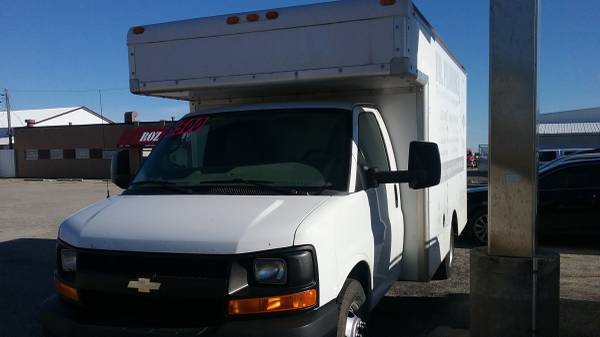 2012 Chevrolet Express 3500 Cutaway Van - cars & trucks - by dealer... for sale in milwaukee, WI – photo 2