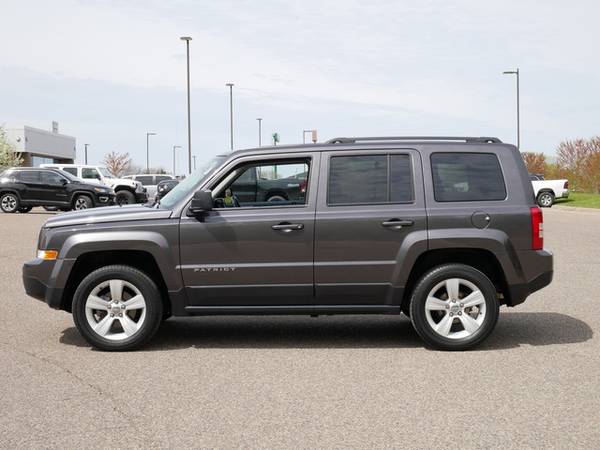 2017 Jeep Patriot Latitude - - by dealer - vehicle for sale in Hudson, MN – photo 6