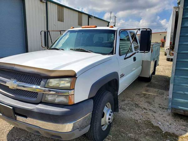 2003 GMC 3500 utility - cars & trucks - by dealer - vehicle... for sale in Kenner, LA – photo 4