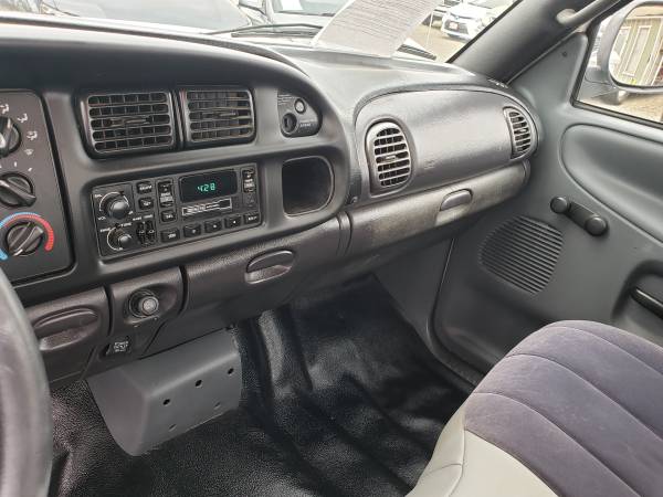 ⭐️2002 Dodge RAM 2500 HD With UTILITY BED ~ Low MILES! for sale in Riverbank, CA – photo 12