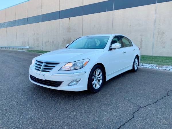 2012 Hyundai Genesis 3.8L -- SUPER Sharp!! Crispy White with AMAZING D for sale in Madison, WI – photo 18