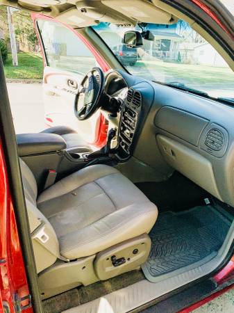 2002 Oldsmobile Bravada - cars & trucks - by owner - vehicle... for sale in Fitchburg, WI – photo 5