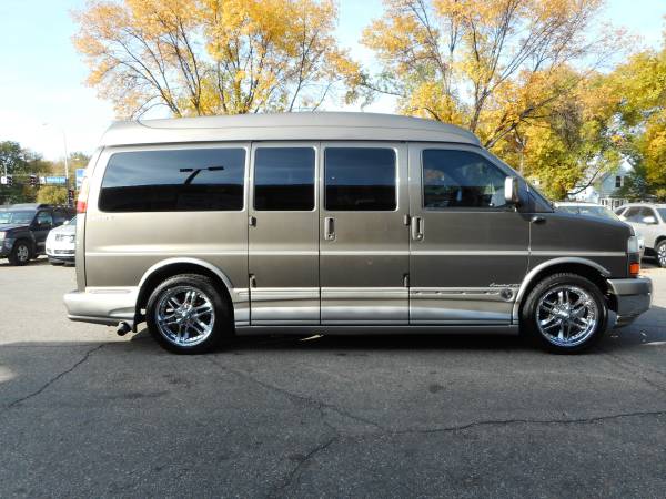 2006 GMC Savana Conversion Van - cars & trucks - by dealer - vehicle... for sale in Grand Forks, ND – photo 4