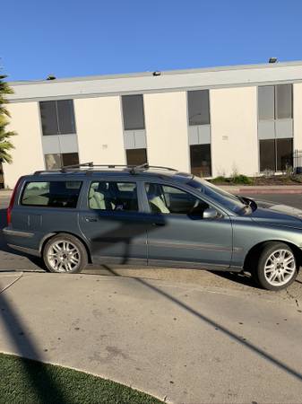 Volvo V70 2004 - cars & trucks - by owner - vehicle automotive sale for sale in La Mesa, CA
