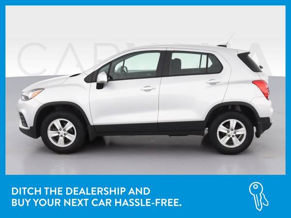 2017 Chevy Chevrolet Trax LS Sport Utility 4D hatchback Silver for sale in Grand Rapids, MI – photo 4