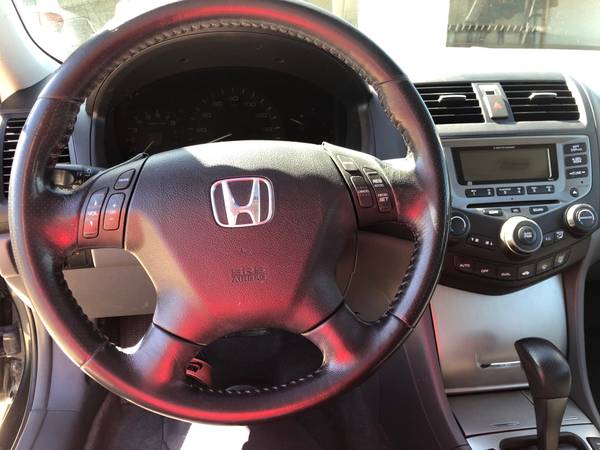 2006 Honda Accord EX-V6 for sale in Clive, IA – photo 5