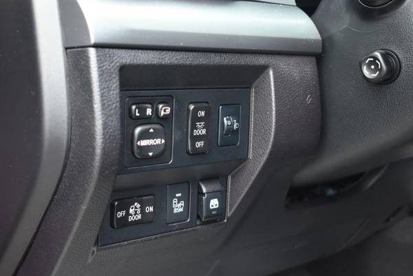 2014 Toyota Tundra Platinum 4x4 4dr CrewMax Cab Pickup SB (5 7L V8 for sale in Sacramento , CA – photo 19