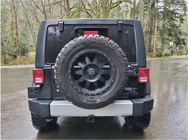 2013 Jeep Wrangler Unlimited Rubicon 6-Spd Manual Lifted - cars & for sale in Bremerton, WA – photo 6