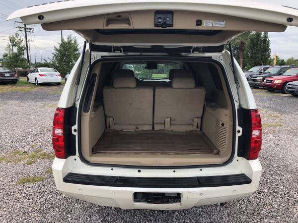 2008 Chevy Suburban LTZ - cars & trucks - by owner - vehicle... for sale in Lafayette, LA – photo 3