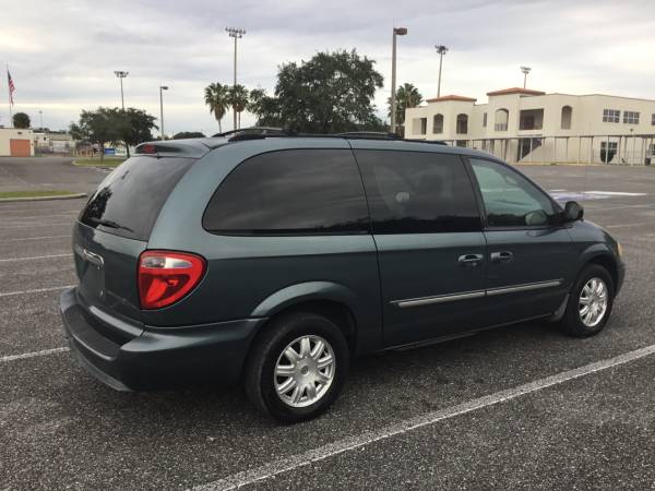 2006 Chrysler town and country touring - cars & trucks - by owner -... for sale in Leesburg, FL – photo 3