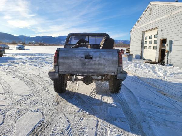 1984 chevy step side 4x4 - cars & trucks - by owner - vehicle... for sale in Bozeman, MT – photo 3