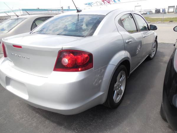 2011 Dodge Avenger 4cyl Auto Great 1st car! - - by for sale in Pawtucket, RI – photo 4