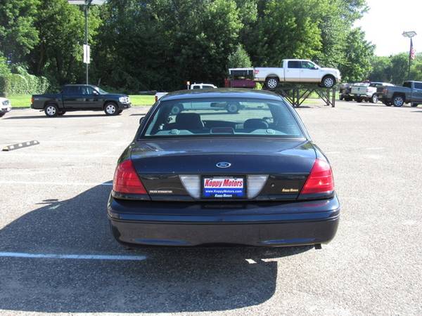 2000 Ford Crown Victoria for sale in Forest Lake, MN – photo 11