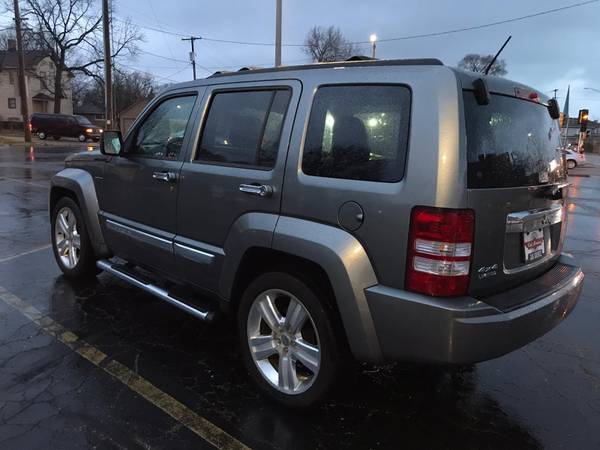 2012 JEEP LIBERTY - cars & trucks - by dealer - vehicle automotive... for sale in Kenosha, WI – photo 8