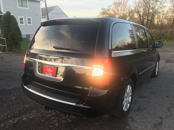 2014 Chrysler Town & Country Touring - Leather, DVD, Loaded - cars &... for sale in Spencerport, NY – photo 21