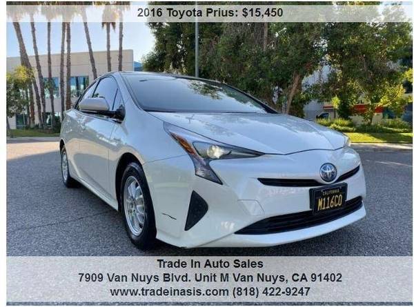 2016 Toyota Prius Three 4dr Hatchback, ADVANCE TECHNOLOGY PKG!!! for sale in Panorama City, CA – photo 2
