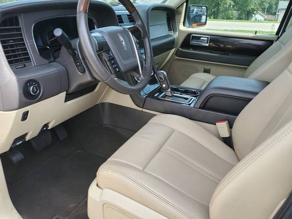 2015 Lincoln Navigator 4WD Sport Utility 4D Trades Welcome Financing A for sale in Harrisonville, MO – photo 24