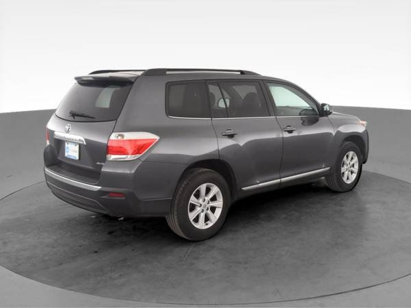 2013 Toyota Highlander SE Sport Utility 4D suv Gray - FINANCE ONLINE... for sale in Arlington, District Of Columbia – photo 11