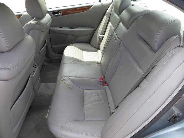 2005 Lexus ES 330 4dr Sdn 150, 000 miles 5, 500 - - by for sale in Waterloo, IA – photo 11