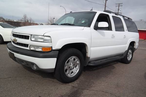 2004 Chevrolet Chevy Suburban Z71 - cars & trucks - by dealer -... for sale in Pueblo, CO – photo 3