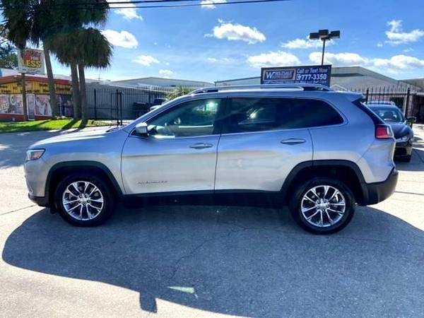 2019 Jeep Cherokee Latitude Plus - EVERYBODY RIDES!!! - cars &... for sale in Metairie, LA – photo 5