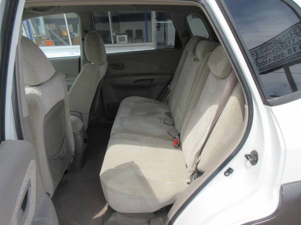 2005 Hyundai Tuscon SUV - Automatic/Wheels/1 Owner/Low Miles - 78K! for sale in Des Moines, IA – photo 11