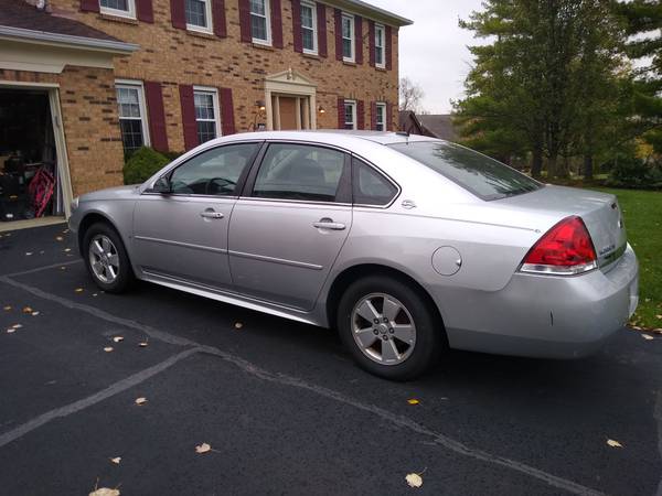 2009 Chevy Impala LT - CLEAN! 2 Owner Vehicle! - cars & trucks - by... for sale in Cincinnati, OH – photo 3