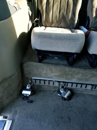1999 Chevrolet Venture | Wheelchair Conversion for sale in Snelling, CA – photo 13
