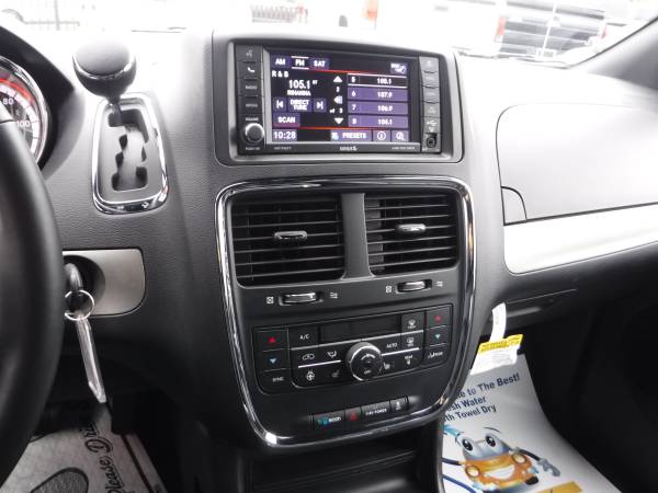 2019 DODGE GRAND CARAVAN GT**LIKE NEW**LOW MILES**FINANCING AVAILABLE* for sale in redford, MI – photo 18