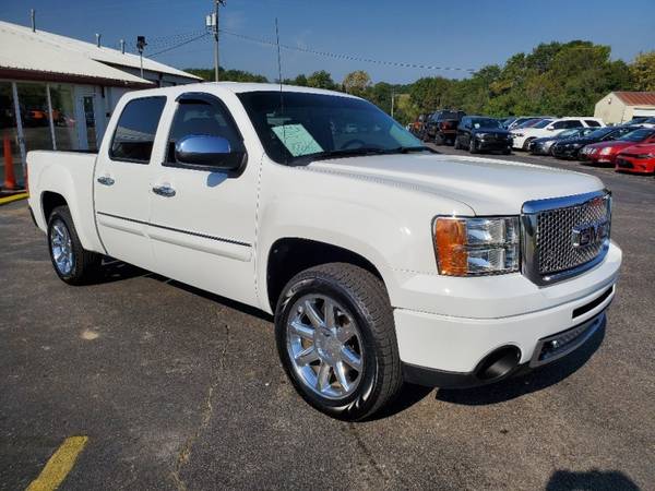 2012 GMC Sierra 1500 4x4 Denali Leather Remote Start Easy Finance for sale in Lees Summit, MO – photo 2