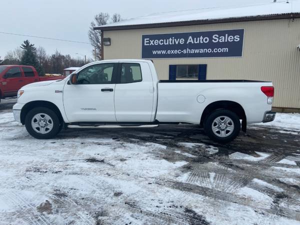 2010 Toyota Tundra 5 7L V8 4x4 - - by dealer - vehicle for sale in Shawano, WI – photo 7