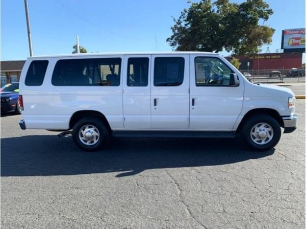 2010 Ford Econoline Wagon XLT Extended Van 3D for sale in Fresno, CA – photo 3