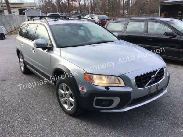 AUCTION VEHICLE: 2008 Volvo XC70 - cars & trucks - by dealer -... for sale in Williston, VT – photo 2