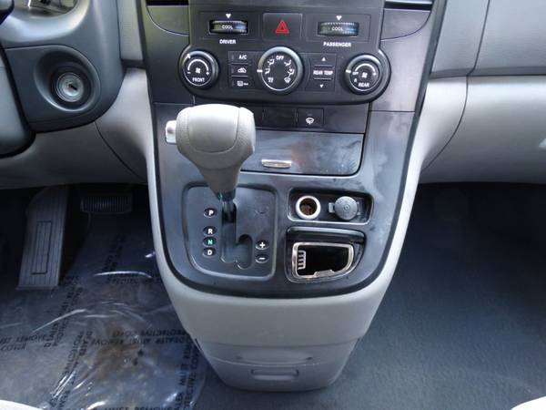 2008 *Kia* *Sedona EX Capt.chair* *Low Miles, Warranty, for sale in Forest Grove, OR – photo 12