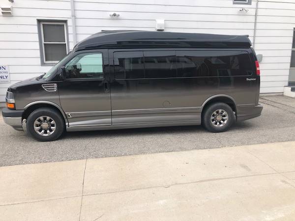 2011 Chevy Express Explorer Conversion Van for sale in Fairfield, IA – photo 4